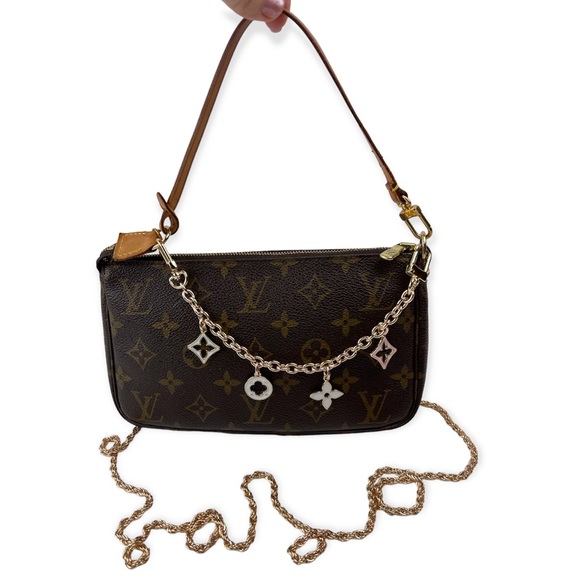 LOUIS VUITTON Pochette Accessoires Monogram Canvas Vintage Shoulder Bag w/ Chain - Picture 6 of 16